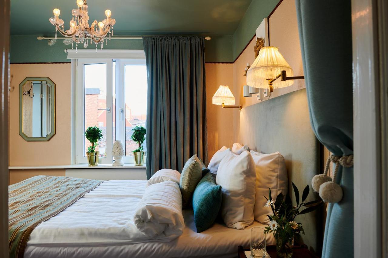 Hotell Baeckagarden อึสตัด ภายนอก รูปภาพ